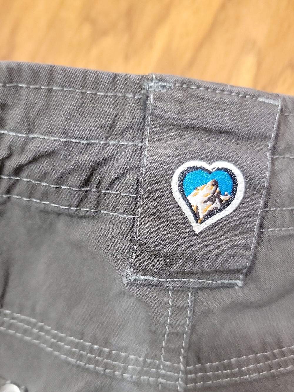 Kuhl Vintage Patina Dye Shorts 8 - Picture 6 of 11